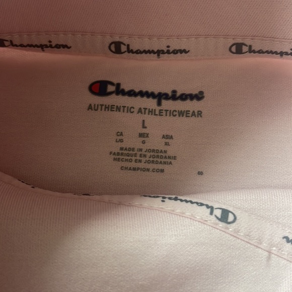 Champion Pullover - Picture 5 of 11